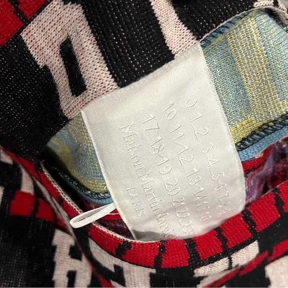 RARE Maison Martin Margiela x H&M sweater Sz XS - Picture 4 of 7